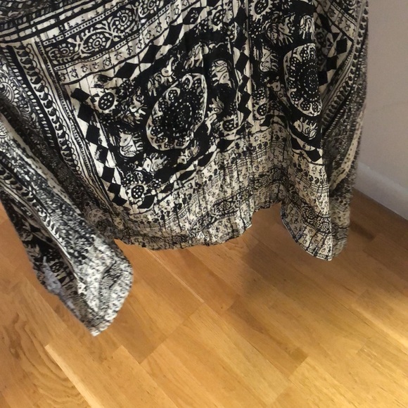 Romper Cover up - Picture 7 of 8